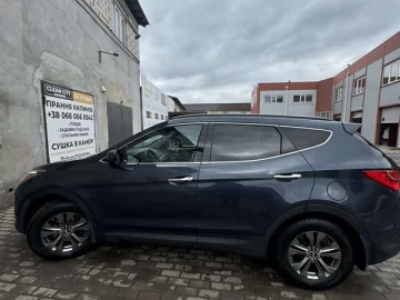 Авто Hyundai Santa Fe 2013 № 7713337