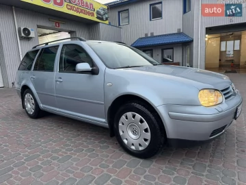 Авто Volkswagen Golf 2003 № 7713506