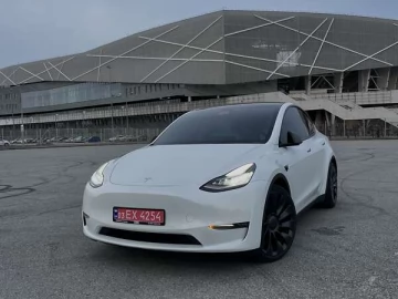 Авто Tesla Model Y 2021 № 7713607