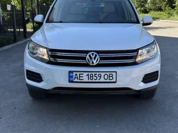 Авто Volkswagen Tiguan 2015 № 7713740