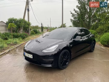 Авто Tesla Model 3 2019 № 7713752