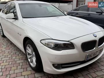 Авто BMW 5 Series 2013 № 7713881
