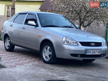 Авто ВАЗ 2172 Priora 2008 № 7713942