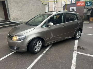 Авто Volkswagen Golf Plus 2010 № 7714005
