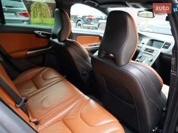 Авто Volvo V60 2014 № 7714045