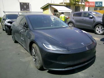 Авто Tesla Model 3 2025 № 7714096
