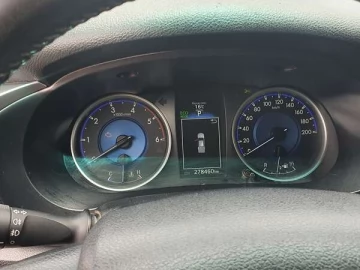 Авто Toyota Hilux 2017 № 7714112