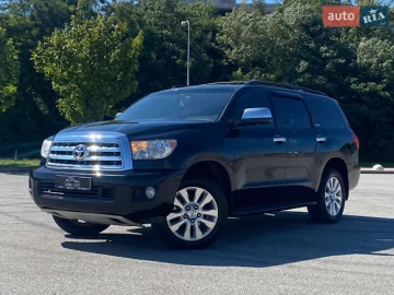 Авто Toyota Sequoia 2016 № 7714129
