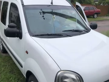 Авто Renault Kangoo 2000 № 7714149