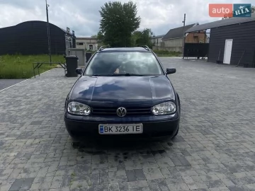 Авто Volkswagen Golf 2001 № 7714166