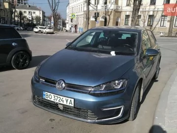 Авто Volkswagen E-Golf 2015 № 7714202