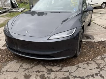 Авто Tesla Model 3 2024 № 7714270