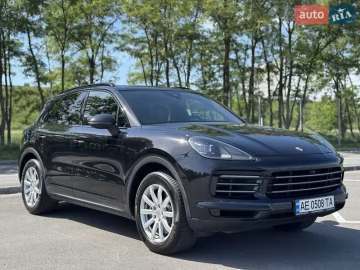 Авто Porsche Cayenne 2017 № 7714281