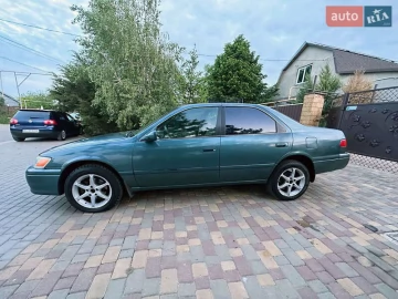 Авто Toyota Camry 2000 № 7714303
