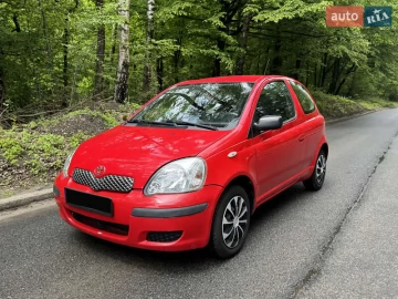 Авто Toyota Yaris 2004 № 7714304