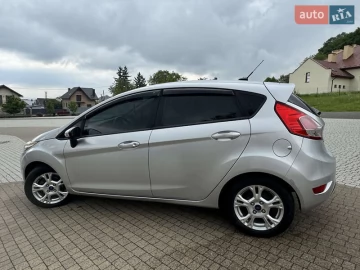Авто Ford Fiesta 2015 № 7714359