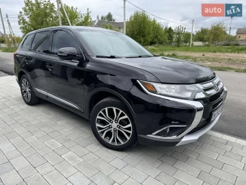 Авто Mitsubishi Outlander 2015 № 7714433
