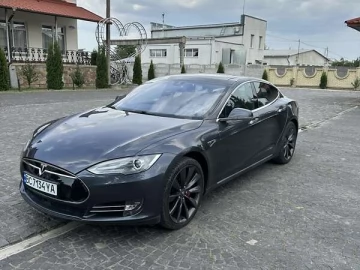 Авто Tesla Model S 2015 № 7714472