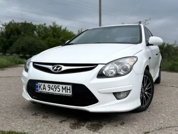 Авто Hyundai I30 2010 № 7714584