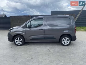 Авто Peugeot Partner 2020 № 7714640