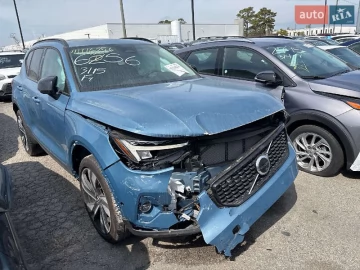 Авто Volvo Xc40 2024 № 7714700