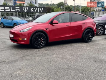 Авто Tesla Model Y 2023 № 7714713
