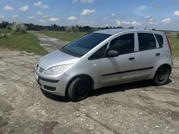 Авто Mitsubishi Colt 2006 № 7714755