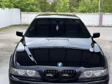 Авто BMW 5 Series 2001 № 7714825