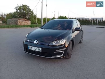 Авто Volkswagen E-Golf 2015 № 7715145