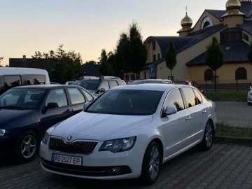 Авто Skoda Superb 2013 № 7715193