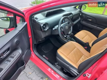 Авто Toyota Aqua 2018 № 7715202