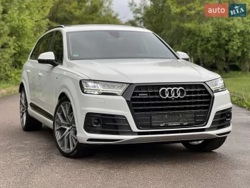 Авто Audi Q7 2018 № 7715285