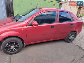Авто Chevrolet Aveo 2005 № 7715313