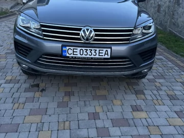 Авто Volkswagen Touareg 2015 № 7715499