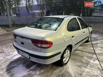 Авто Renault Megane 2002 № 7715536