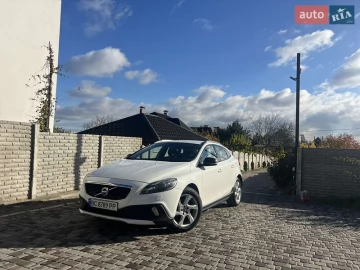 Авто Volvo V40 Cross Country 2013 № 7715573