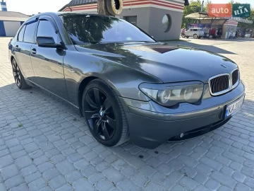 Авто BMW 7 Series 2004 № 7715656