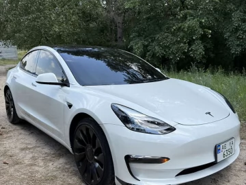 Авто Tesla Model 3 2023 № 7715716