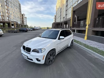 Авто BMW X5 2010 № 7715796