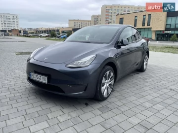 Авто Tesla Model Y 2022 № 7716085