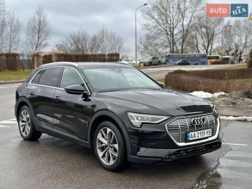 Авто Audi E-Tron 2021 № 7716087