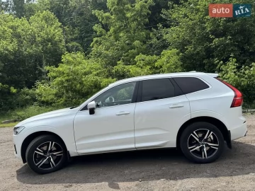 Авто Volvo Xc60 2018 № 7716106