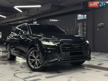 Авто Audi Q8 2020 № 7716111