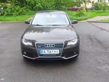 Авто Audi A4 2010 № 7716227