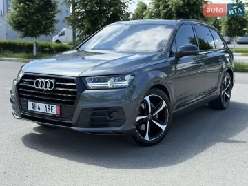 Авто Audi Q7 2018 № 7716336