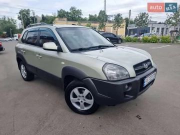 Авто Hyundai Tucson 2006 № 7716399