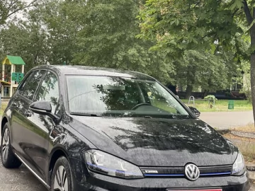 Авто Volkswagen E-Golf 2015 № 7716422