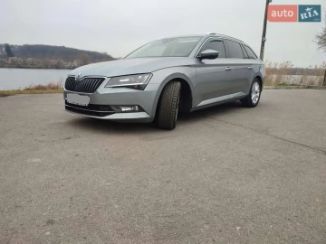 Авто Skoda Superb 2016 № 7716465