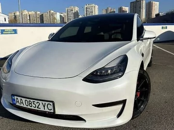 Авто Tesla Model 3 2020 № 7716485