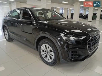 Авто Audi Q8 2023 № 7716519